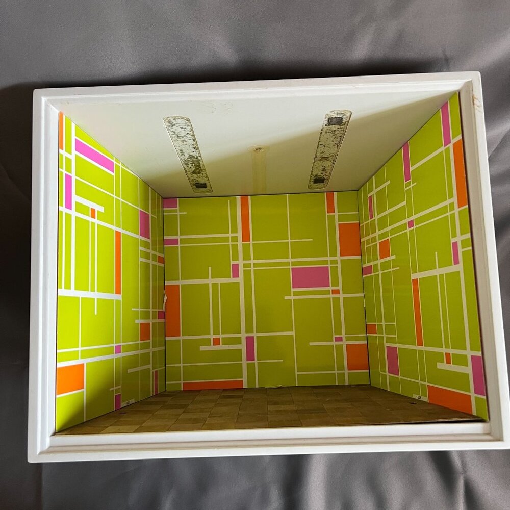American Girl AG Minis Illuma Groovy Room Box Retro Mod Display 60s